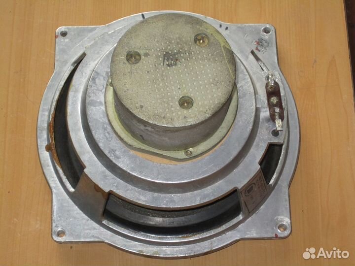 Динамики низкочастотные