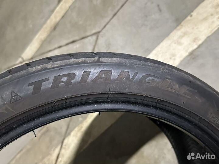 Triangle EffeXSport TH202 245/40 R19 98Y