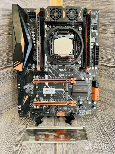 Huananzhi x99 2011 Xeon 2696v3 32gb DDR4