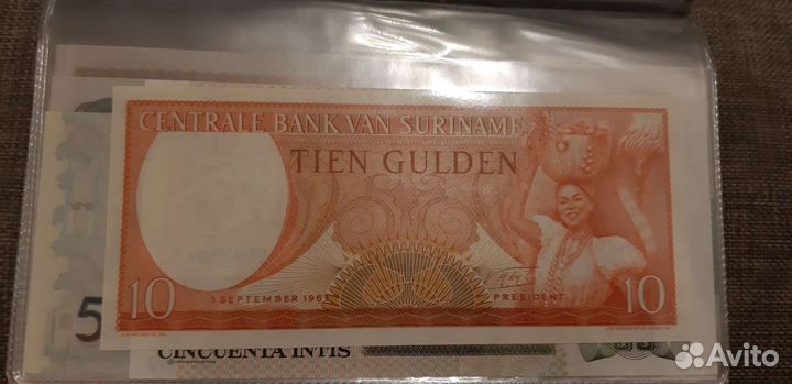 Банкноты разных стран