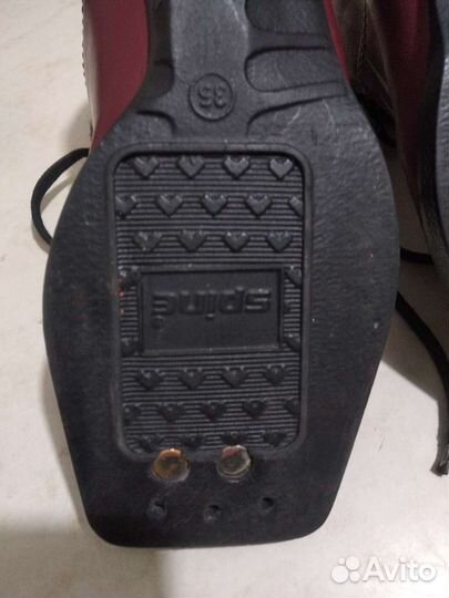 Лыжные ботинки