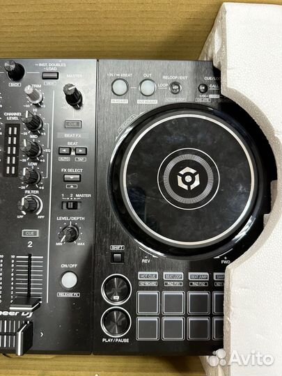 Dj контролер Pioneer DDJ-400