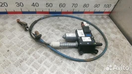 Стояночный тормоз электронный peugeot 5008 (EEA12Q