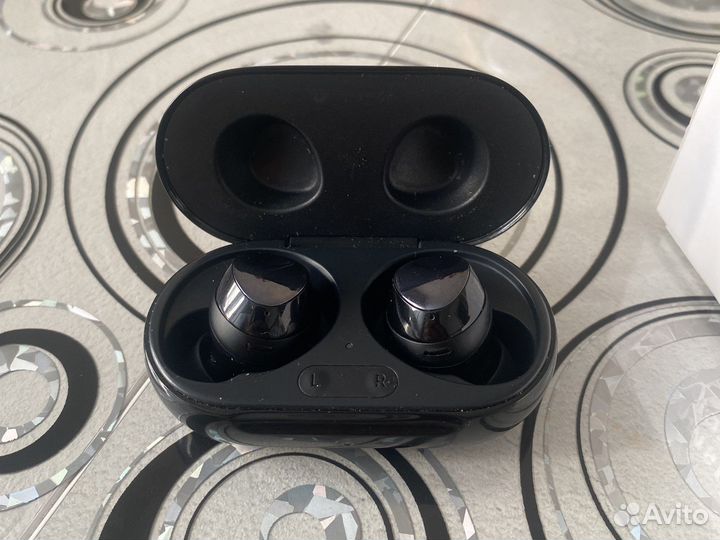 Samsung galaxy buds plus