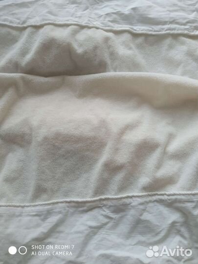 Непромокаемая простынь на резинке