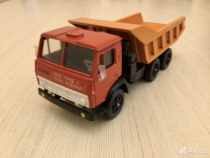 Модель СССР. камаз 5511 Наш труд тебе родина