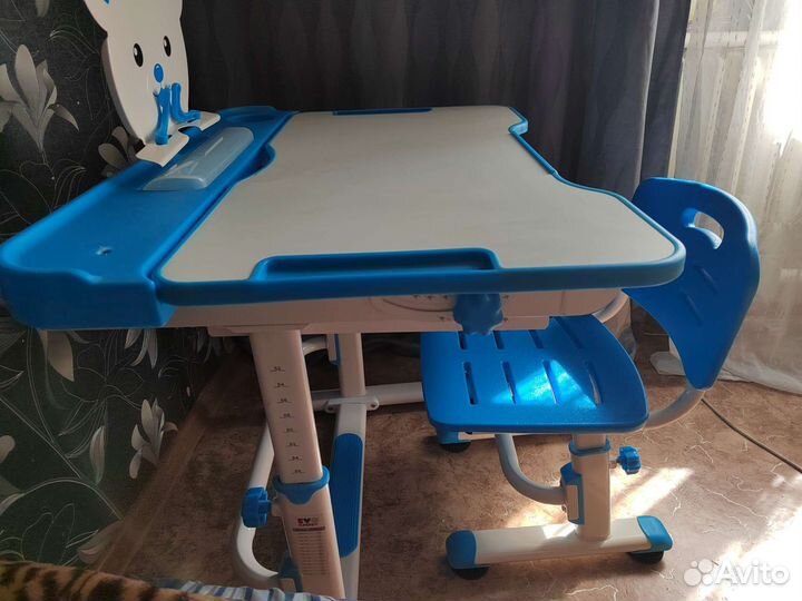 Растущая парта и стул бу