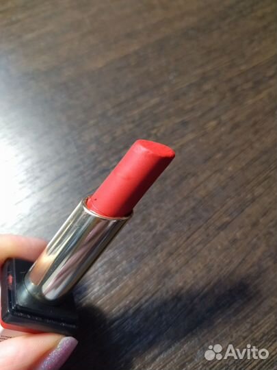 Помада Guerlain 910 оригинал