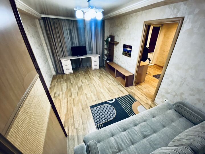 2-к. квартира, 42 м², 4/9 эт.