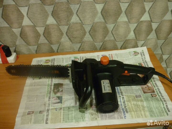 Электропила цепная