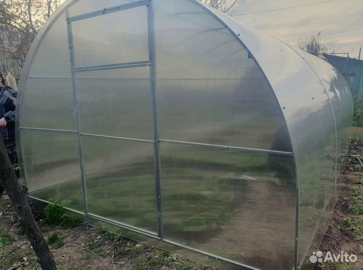 Теплица из поликарбоната