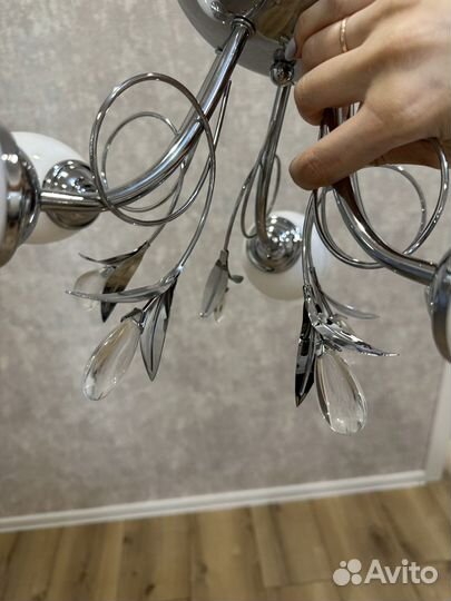 Люстра на 5 лампочек