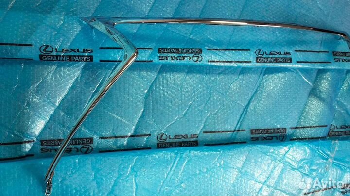 Хром решетки радиатора Лексус Nx 14-17 Новый