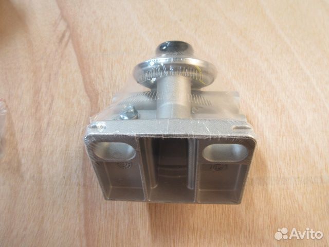 Кронштейн крепления фильтра грубой очистки PL-420