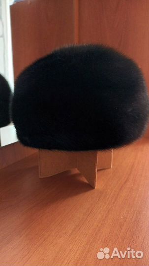 Берет женский норковый мягкий