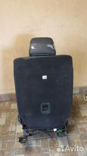 Сиденье заднее (диван) Jeep Grand Cherokee (WK2)