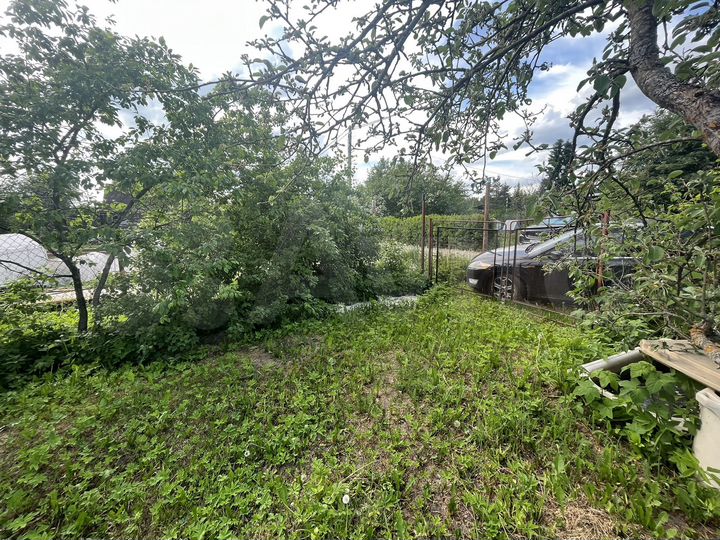 Дача 15 м² на участке 10 сот.