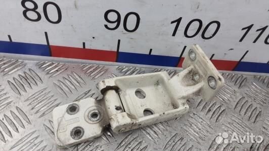 Петля двери распашной правой volkswagen crafter 1