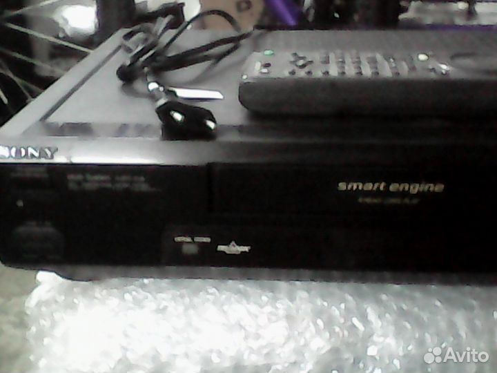 Видеомагнитофон Sony 580