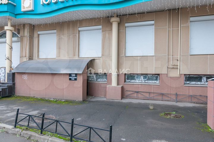 Продам помещение свободного назначения, 218.4 м²