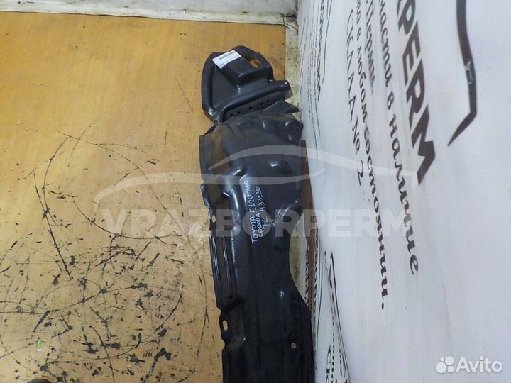 Локер (подкрылок) передний левый Toyota Corolla