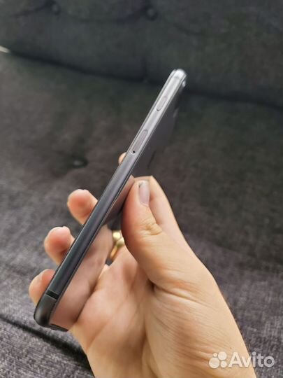 iPhone 8 Plus, 64 ГБ