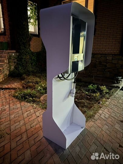 Стойка для зарядной станции