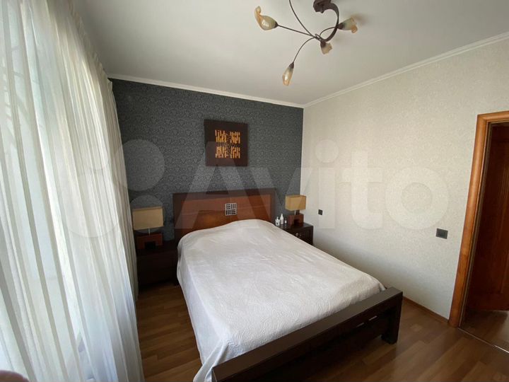 3-к. квартира, 81 м², 9/15 эт.