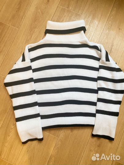 Свитера женские