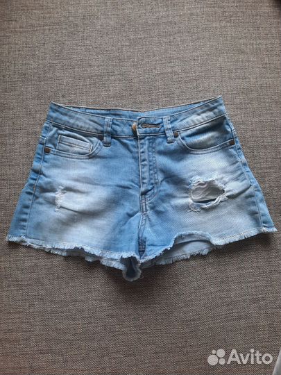 Джинсовые шорты