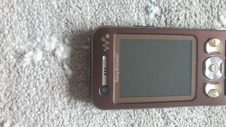 Sony Ericsson W890i