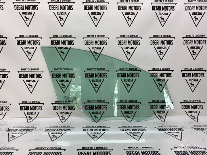 Стекло переднее левое оригинал Volvo S60 V60 10