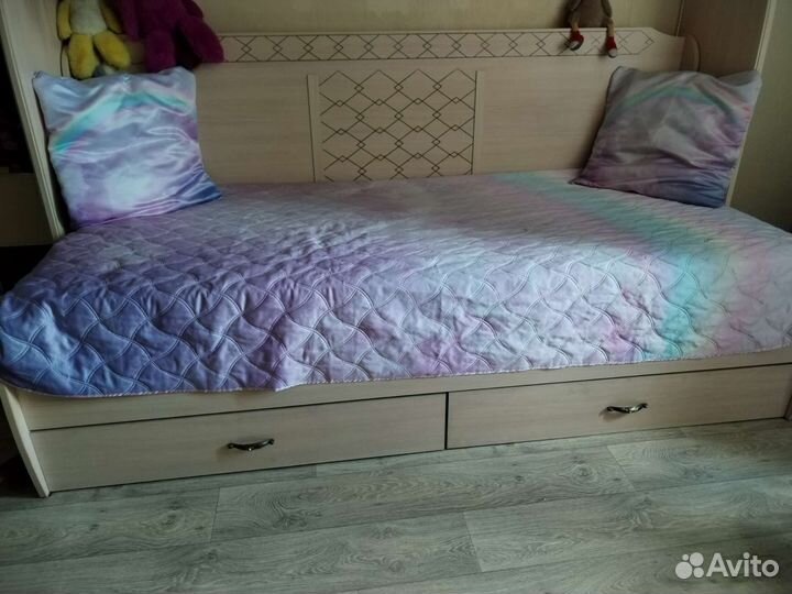 Шторы и покрывало