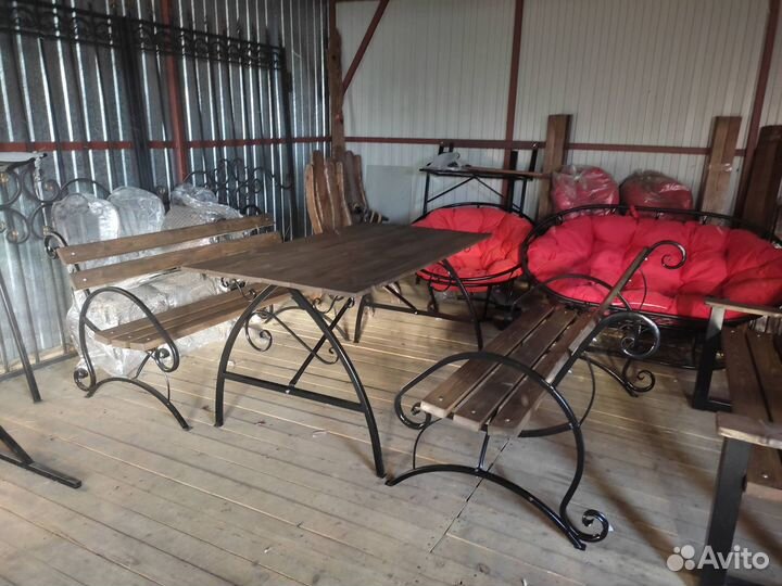 Лавочки и скамейки