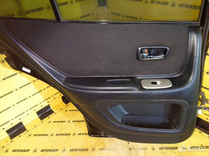 Дверная карта задняя левая Lexus IS 300