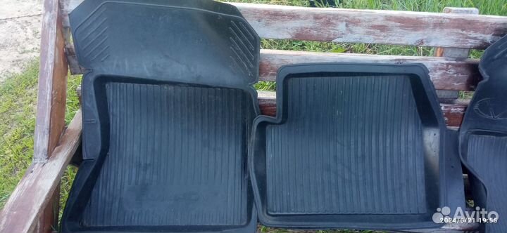 Резиновый коврик