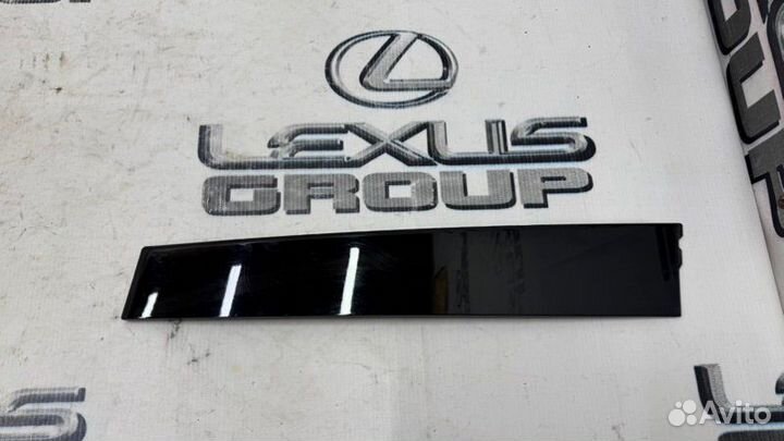 Молдинг на дверь передний правый Lexus Rx300 AGL25