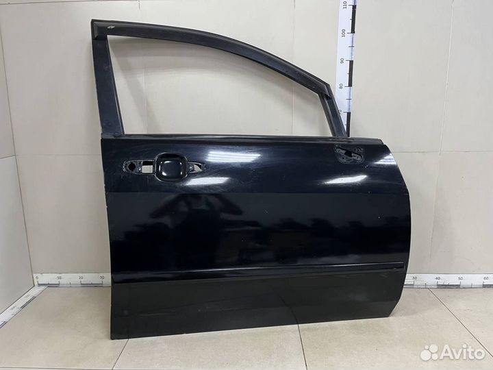 Дверь передняя правая Suzuki Liana