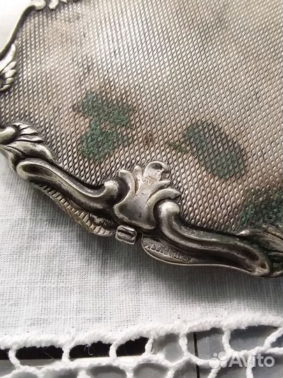 Винтажная пудреница