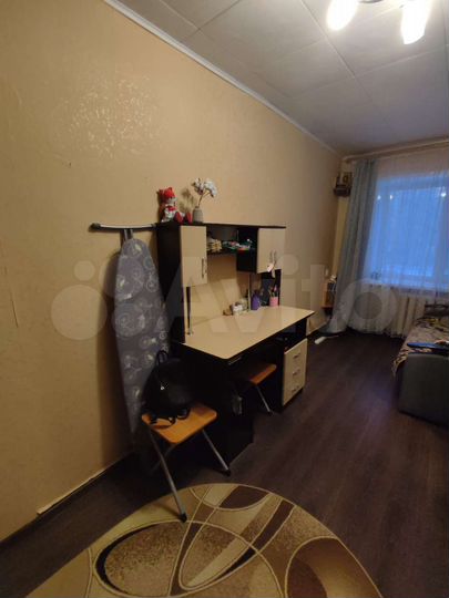 Комната 12,5 м² в 5-к., 2/5 эт.