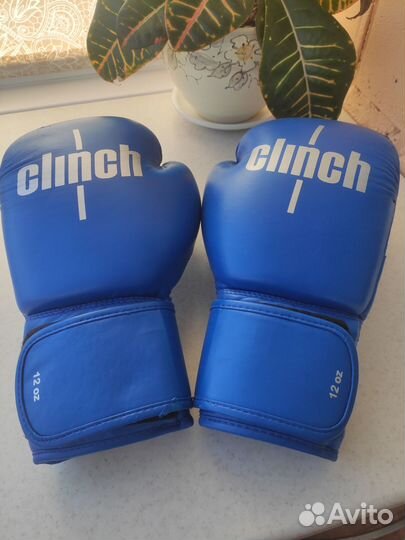 Боксерские перчатки 12 oz clinch