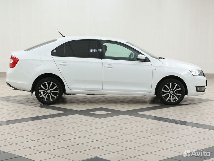 Skoda Rapid 1.6 МТ, 2015, 155 000 км