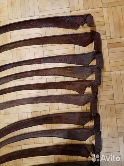 Косы советские для покоса травы. Семёрки, шестёрки