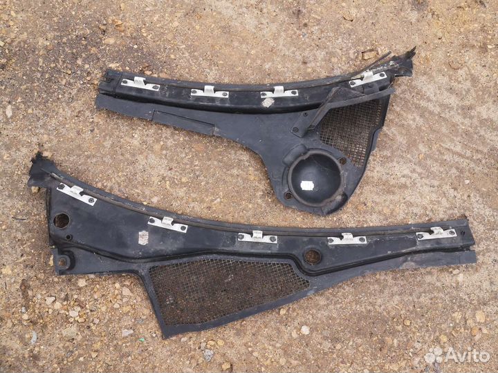 Жабо Renault Laguna 2