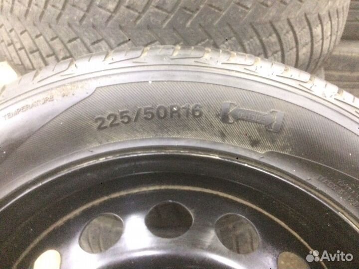 R16 Hankook Ventus ME01 K114 225/50, PCD 5x108 DIA 67.1