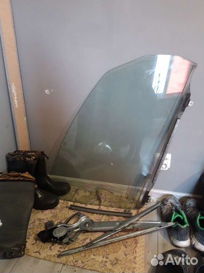 Стеклоподёмник и стекло