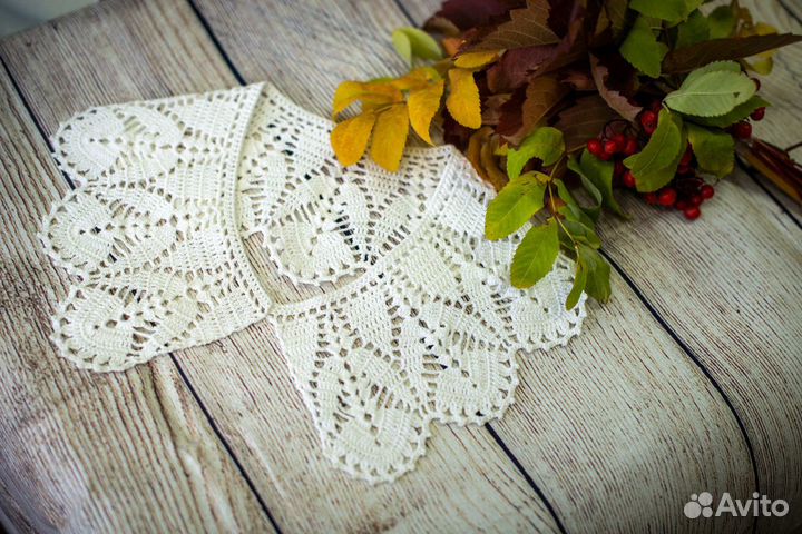 Воротничок ажурный, связанный крючком