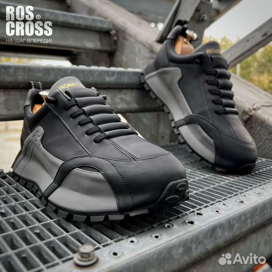 Кроссовки мужские