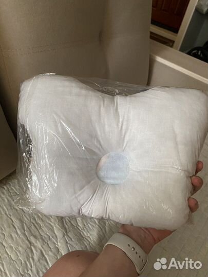Подушка для новорожденных новая