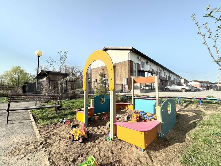 Таунхаус 86,2 м² на участке 12,1 сот.